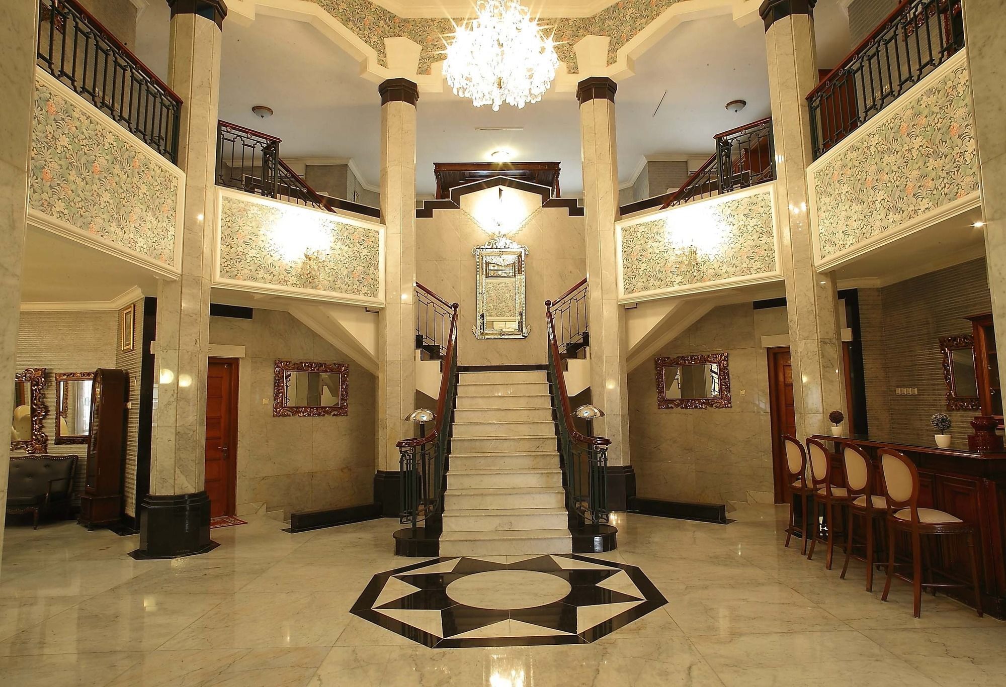 ג'קרטה Arimbi Pejaten Suites מראה חיצוני תמונה
